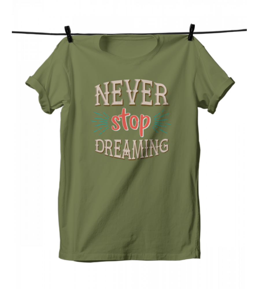 Футболка never stop dreaming